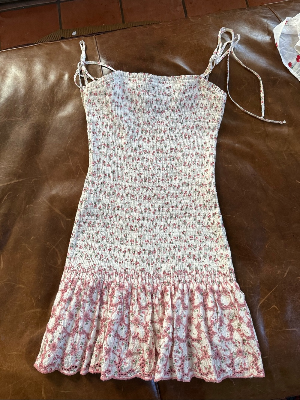 Storia L pink floral tie-strap NWT SMOCKED sundress